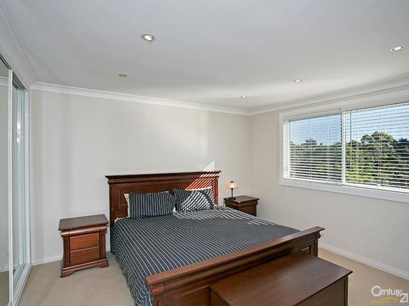 32 Chamberlain Road, Bexley NSW 2207