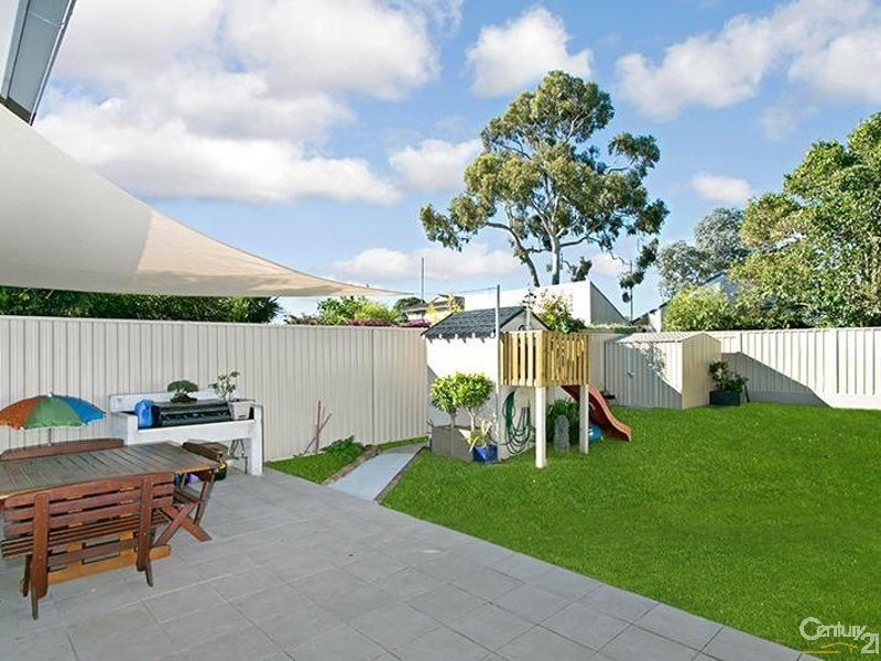 32 Chamberlain Road, Bexley NSW 2207