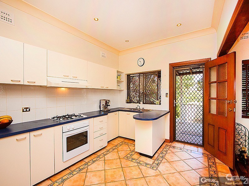 53 Macquarie Road, Earlwood NSW 2206