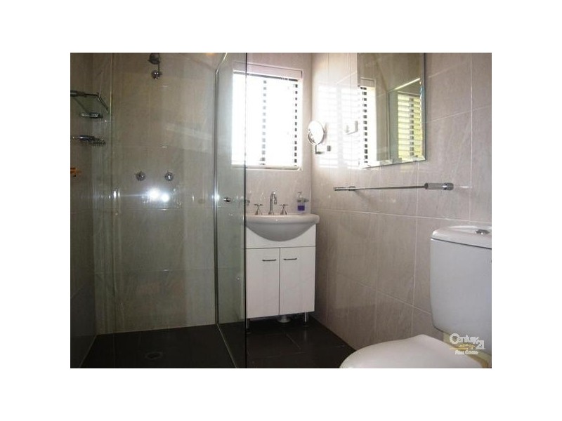 8c Wanstead Avenue, Earlwood NSW 2206