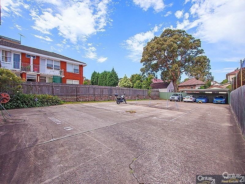 18/162 Croydon Ave, Croydon Park NSW 2133