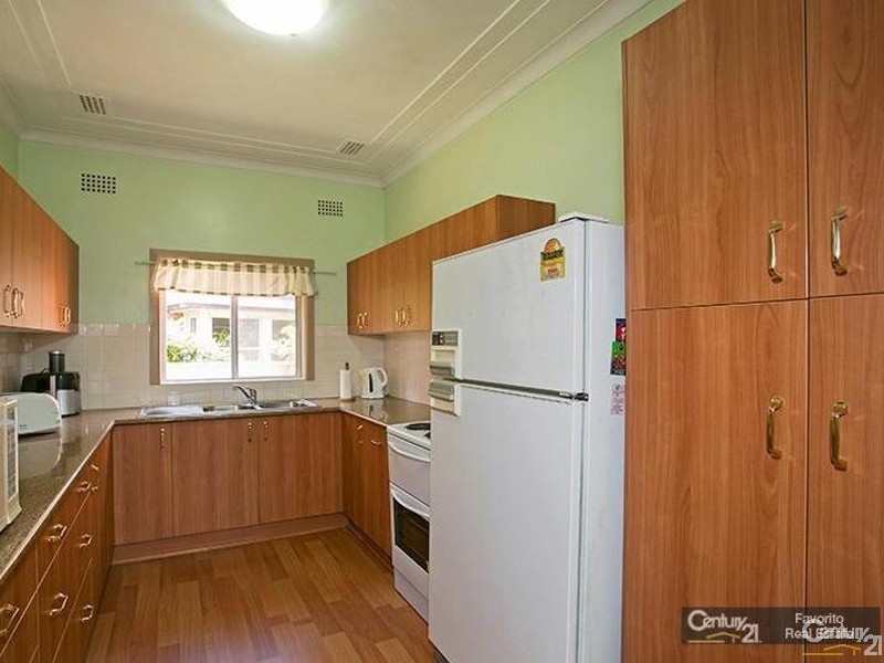 32  Schofield Avenue, Earlwood NSW 2206