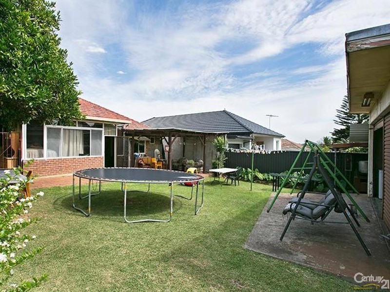 60 Proctor Avenue, Earlwood NSW 2206