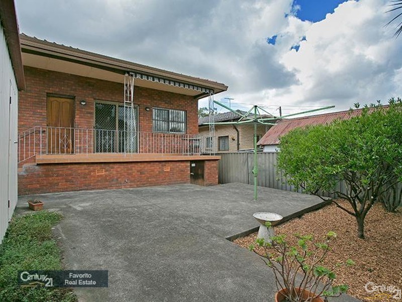 5 St James Avenue, Earlwood NSW 2206
