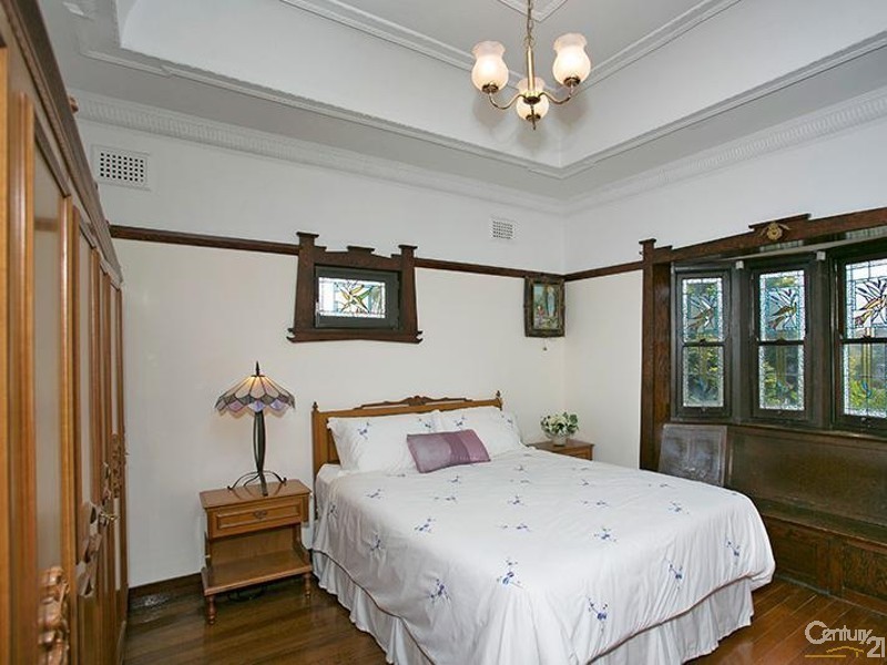 43 Hocking Avenue, Earlwood NSW 2206