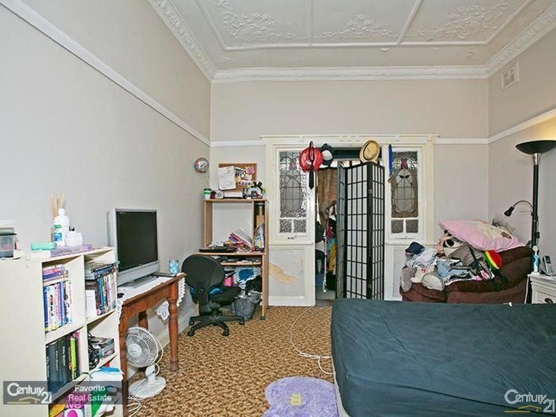 4 Unwin Street, Canterbury NSW 2193