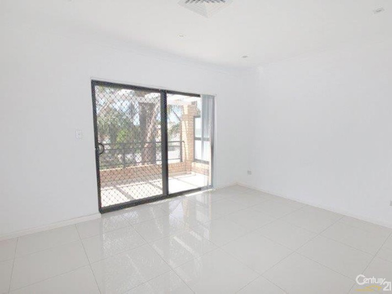 36A Dreadnought Street, Roselands NSW 2196