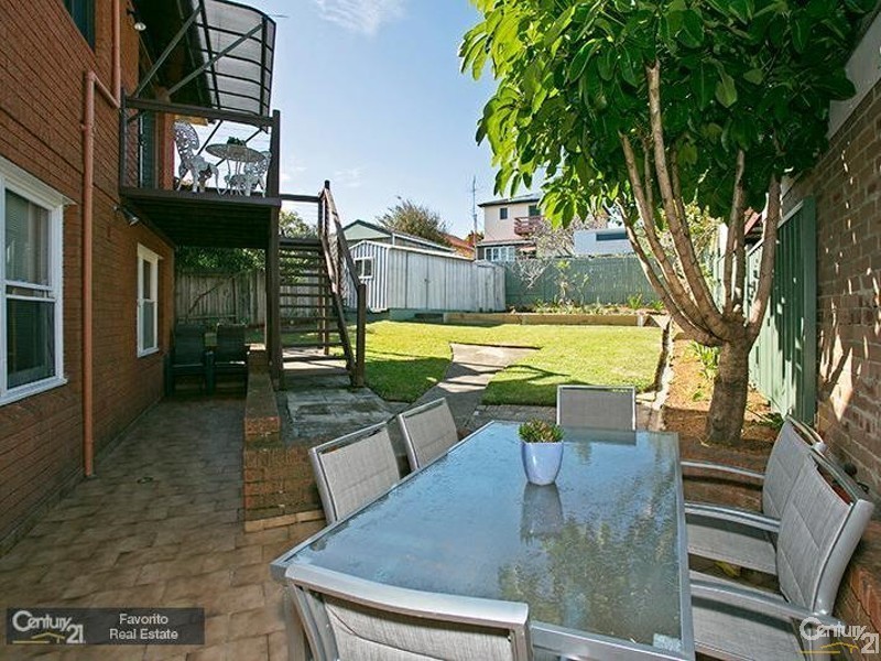 13 Macleay Place, Earlwood NSW 2206