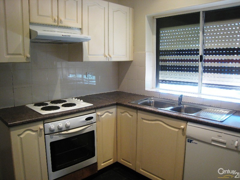 5 Flatrock Avenue, Kingsgrove NSW 2208