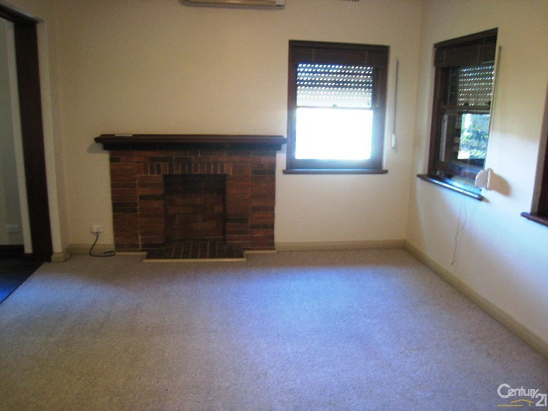 5 Flatrock Avenue, Kingsgrove NSW 2208