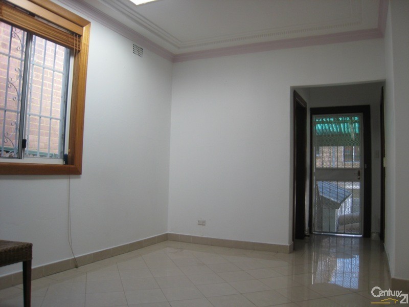 9 Fernbank Street, Marrickville NSW 2204