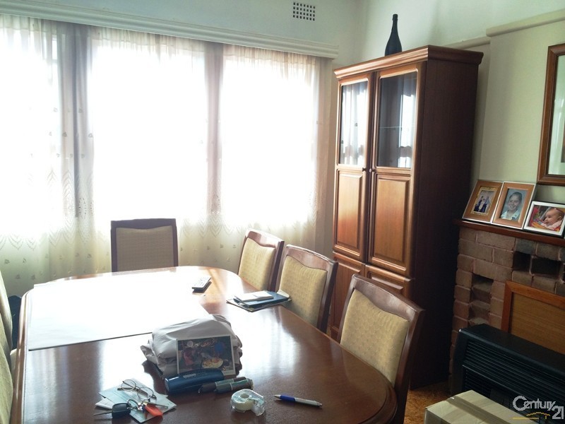 294 William Street, Kingsgrove NSW 2208