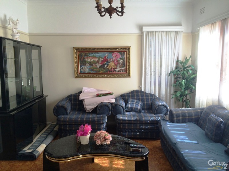 294 William Street, Kingsgrove NSW 2208