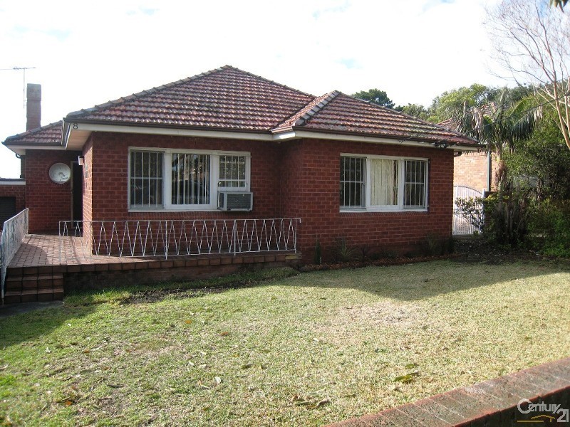 8 Miller Street, Earlwood NSW 2206