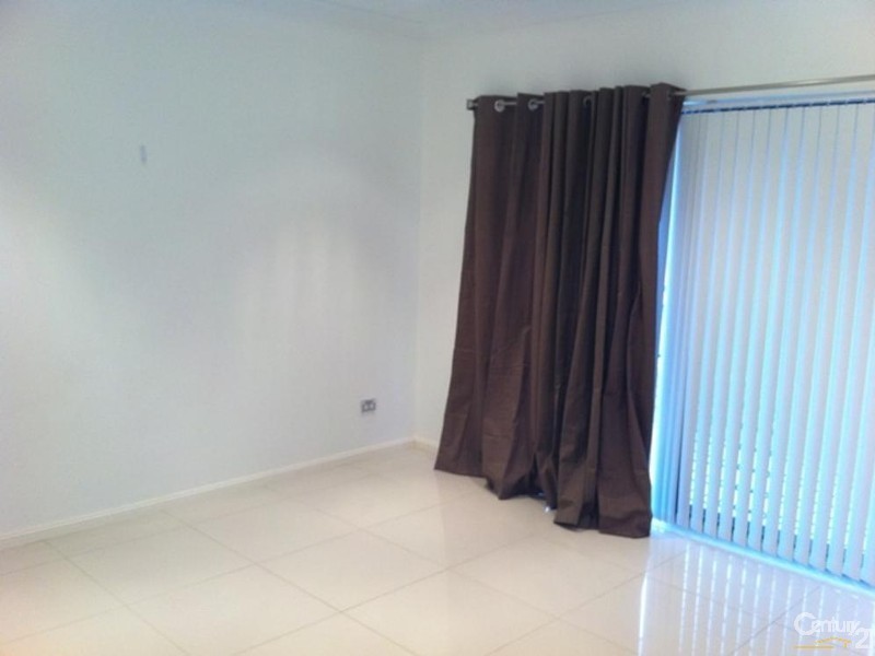 36 Dreadnought Street, Roselands NSW 2196