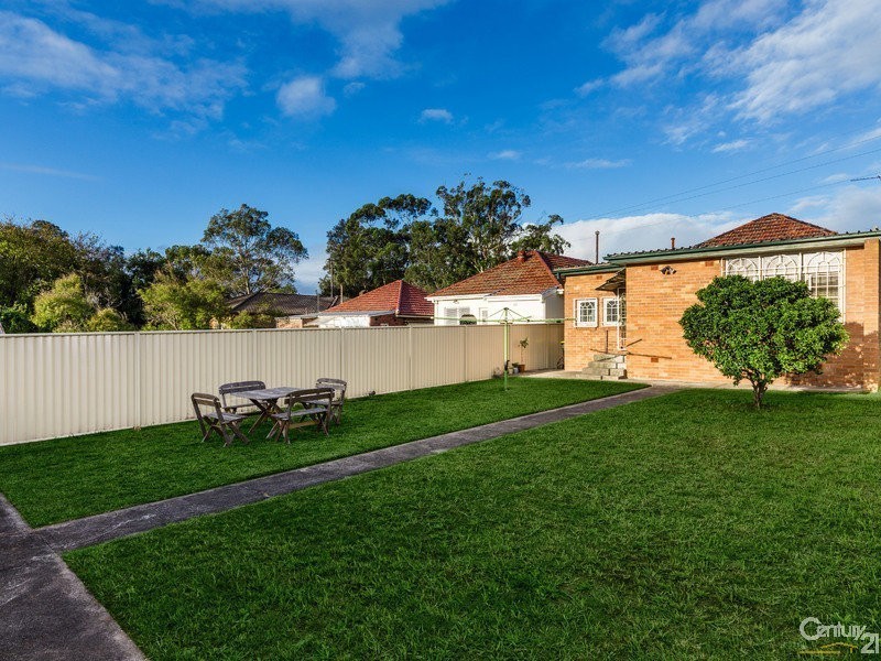 25 Woolcott Street, Earlwood NSW 2206