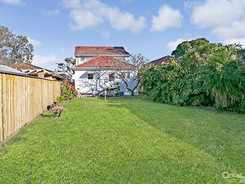 29 Flinders Road, Earlwood NSW 2206