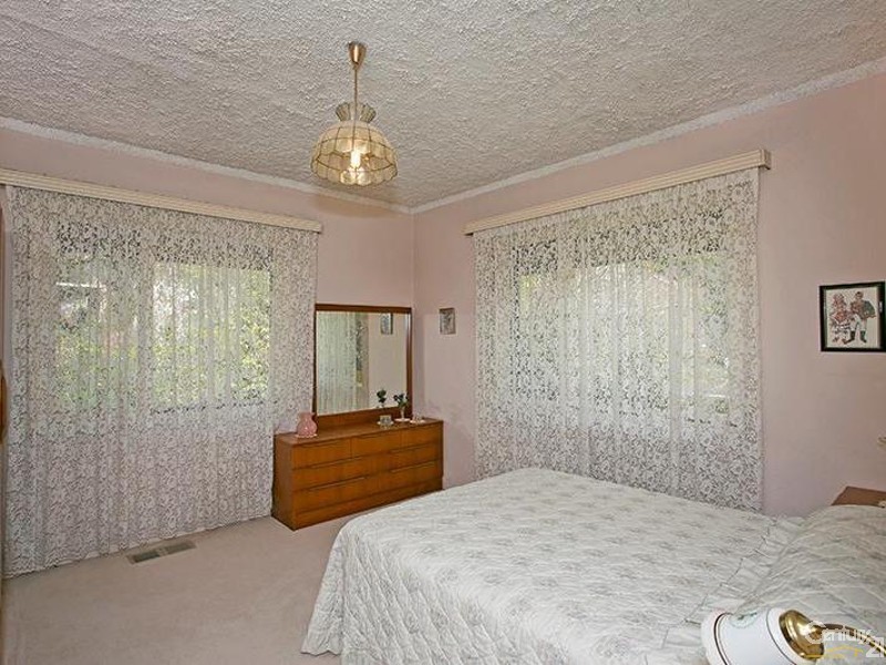 5 Carboona Avenue, Earlwood NSW 2206