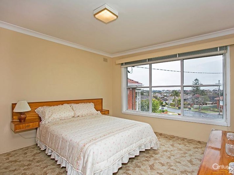 13 Waygrove Avenue, Earlwood NSW 2206