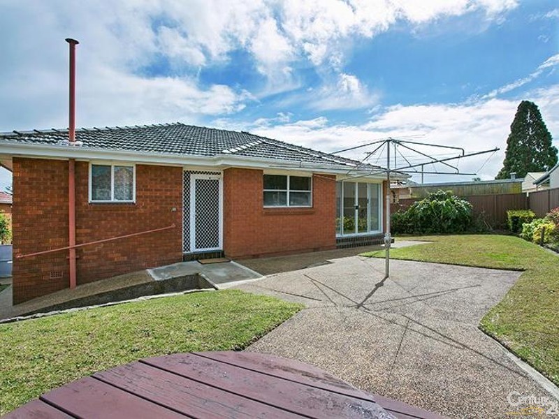 13 Waygrove Avenue, Earlwood NSW 2206