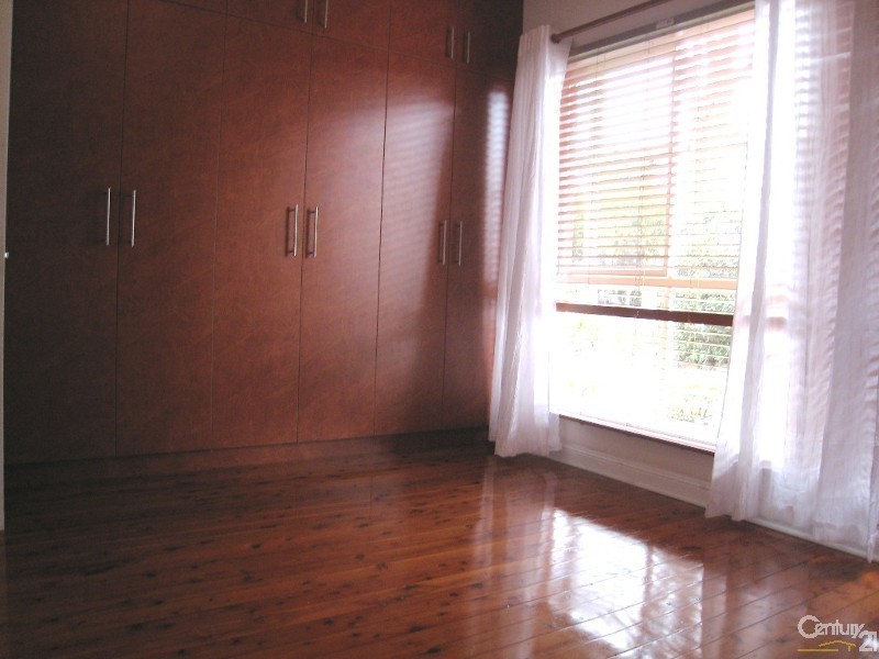 1 Chalford Avenue, Canterbury NSW 2193