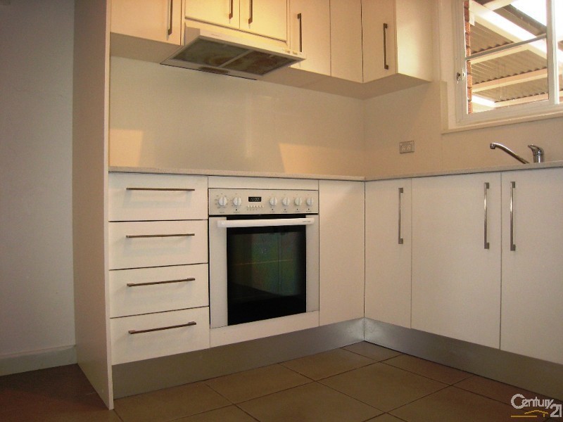 1 Chalford Avenue, Canterbury NSW 2193