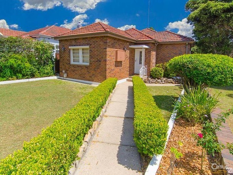 1 Frost Street, Earlwood NSW 2206