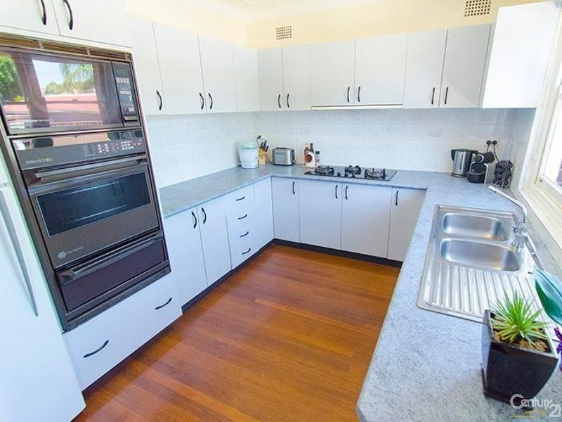 1 Frost Street, Earlwood NSW 2206