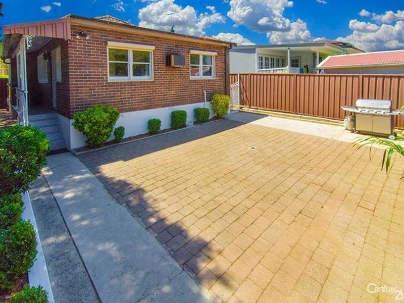 1 Frost Street, Earlwood NSW 2206