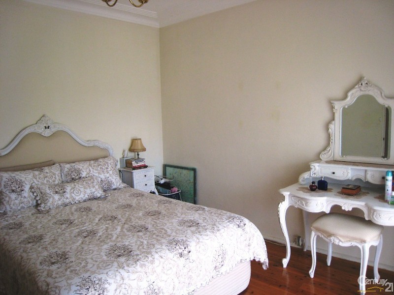 36 Macquarie Road, Earlwood NSW 2206