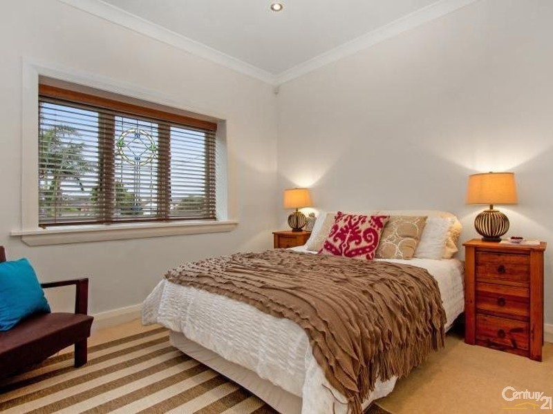 2 Bennett Avenue, Roselands NSW 2196