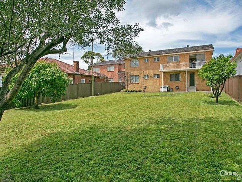 1 Lorking Street, Canterbury NSW 2193