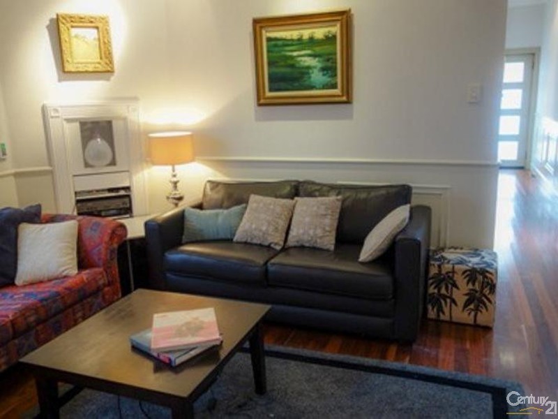 8 Bedford Street, Earlwood NSW 2206