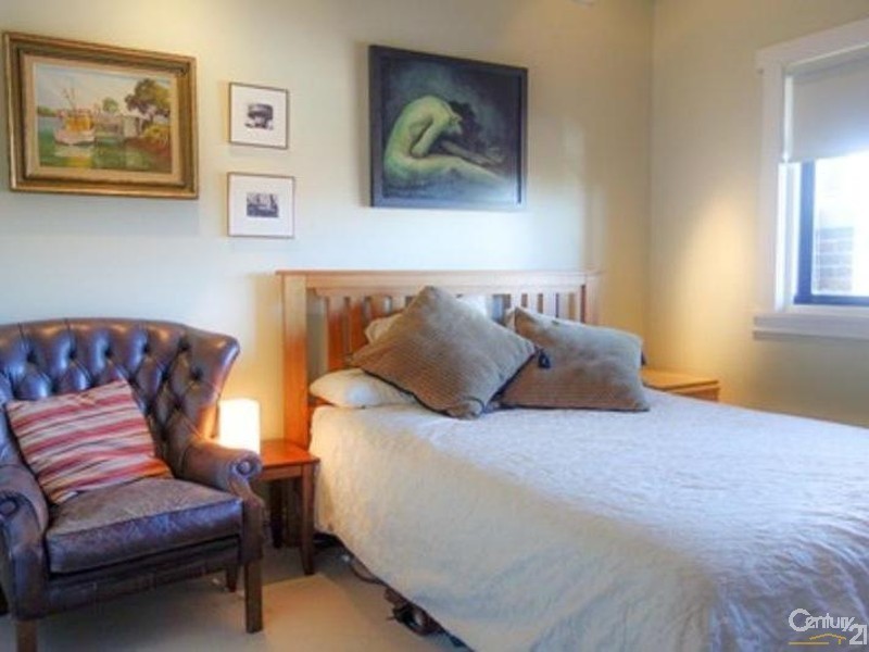 8 Bedford Street, Earlwood NSW 2206