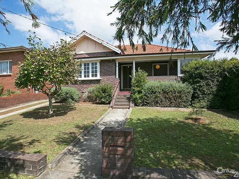 6 Vimy Street, Earlwood NSW 2206