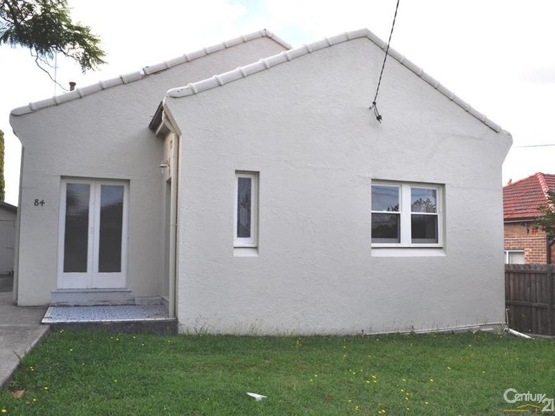 84 Wolli Avenue, Earlwood NSW 2206