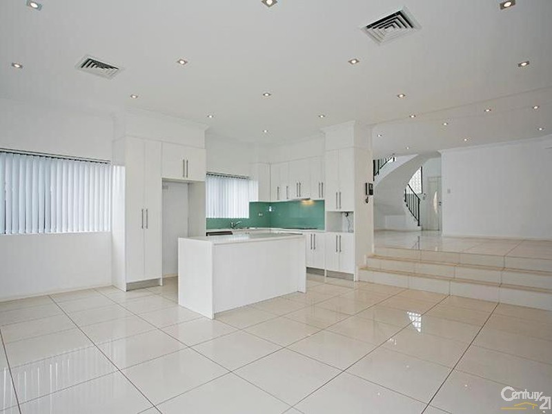 36a  Dreadnought Street, Roselands NSW 2196