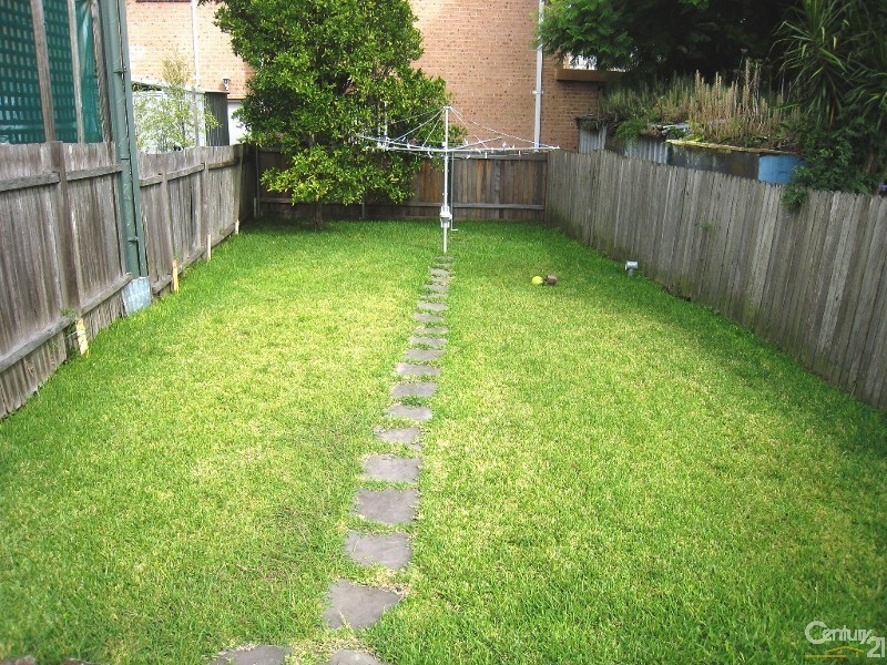 9 River Street, Earlwood NSW 2206