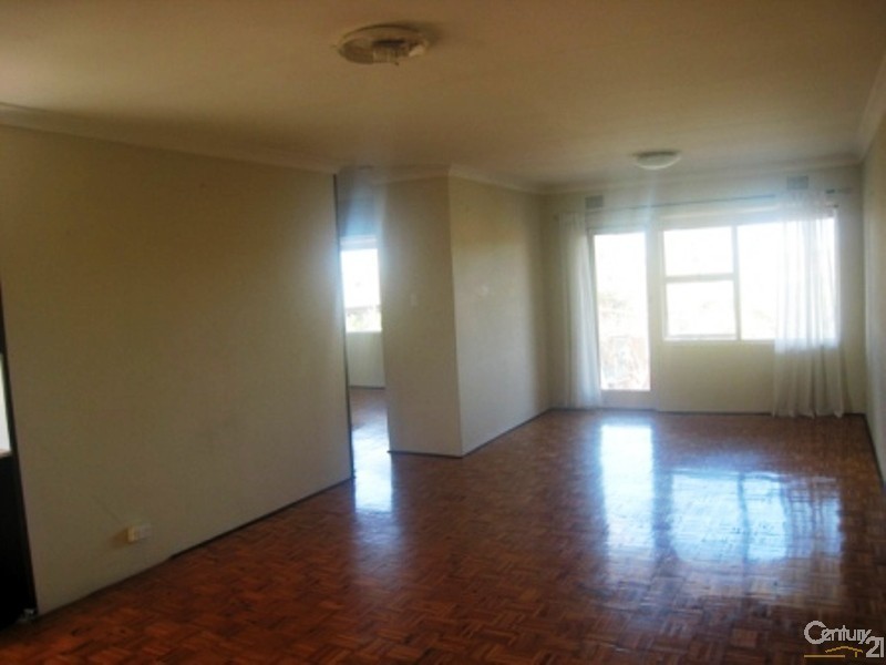 4/1 St Jude Crescent, Belmore NSW 2192