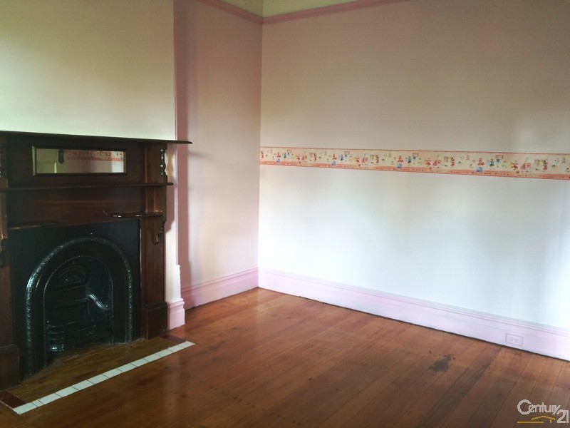 10 Fletcher Street, Campsie NSW 2194