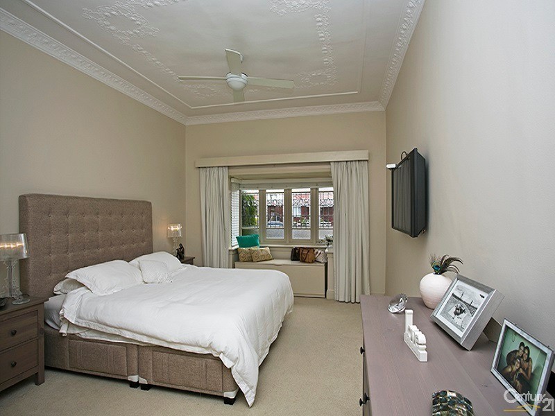 18 Coney Road, Earlwood NSW 2206