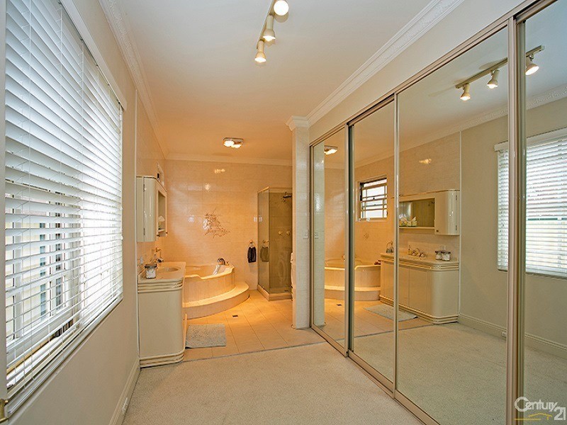 18 Coney Road, Earlwood NSW 2206