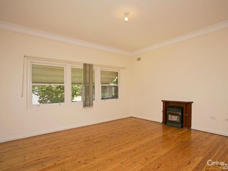 12 Miller Street, Kingsgrove NSW 2208