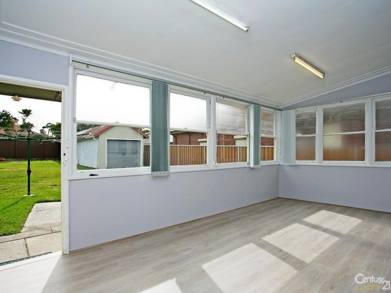 33 Forrest Avenue, Earlwood NSW 2206