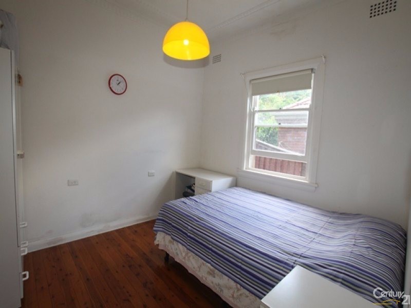 13 Bray Avenue, Earlwood NSW 2206