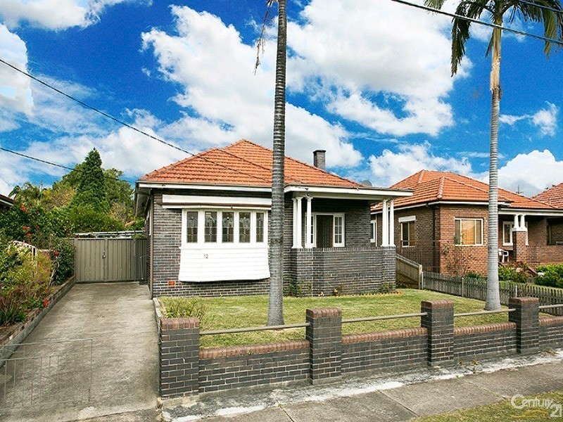 12 Fricourt Avenue, Earlwood NSW 2206