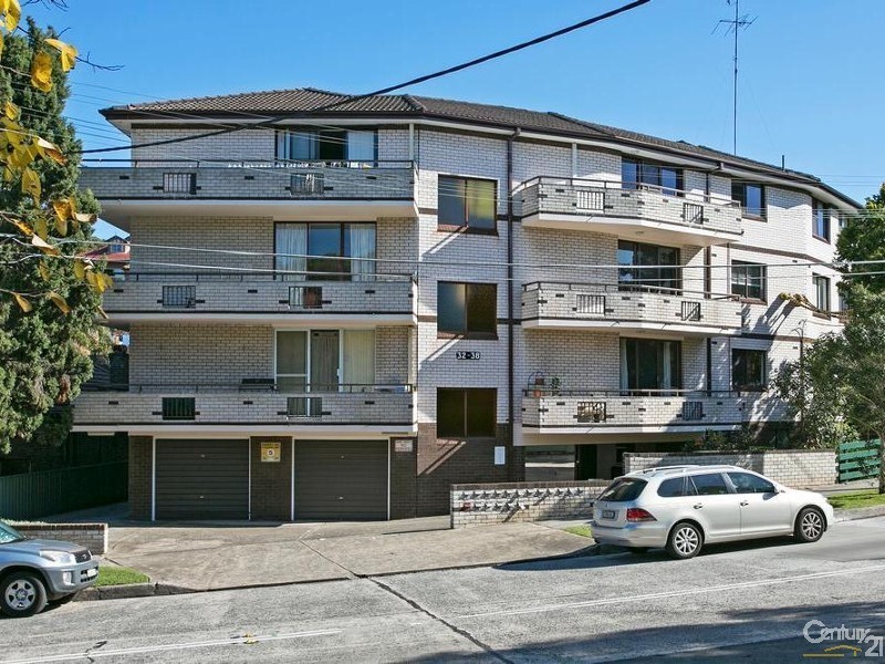 18/32 Hill Street, Marrickville NSW 2204