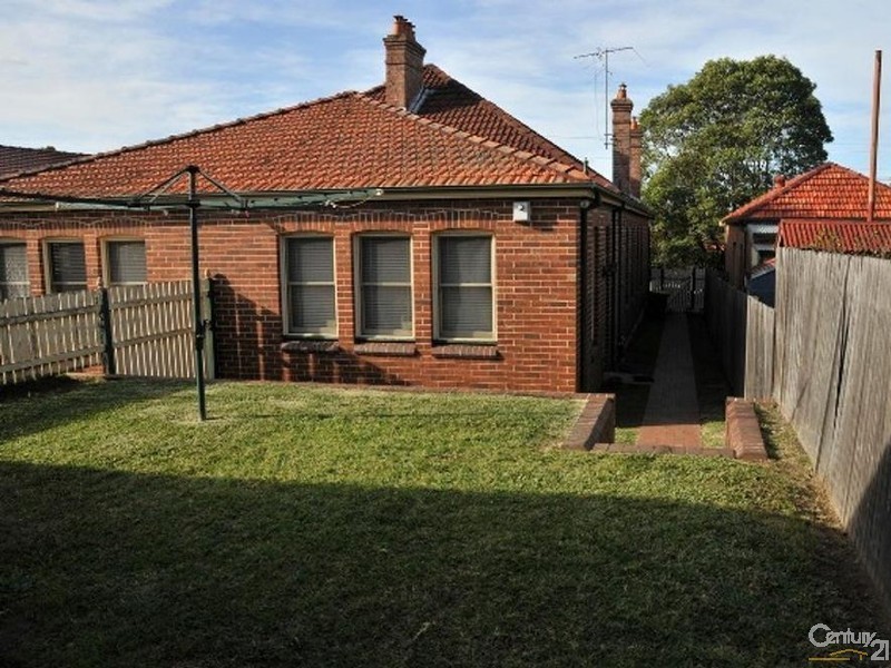 54 Duke Street, Campsie NSW 2194