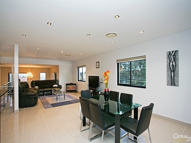 27  Flers Avenue, Earlwood NSW 2206