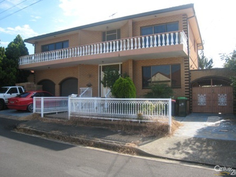 89 River Street, Earlwood NSW 2206